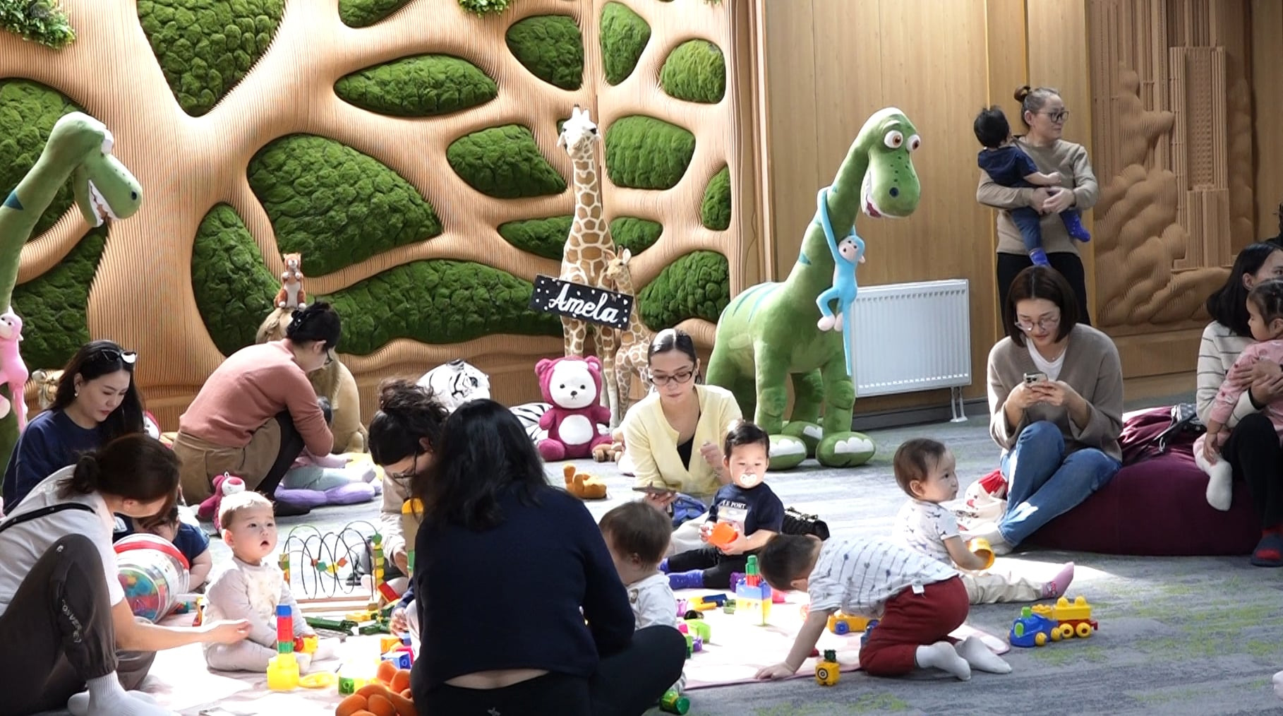 Эх, хүүхдийн холбоог сонгодог хөгжмөөр бэхжүүлсэн уулзалт боллоо